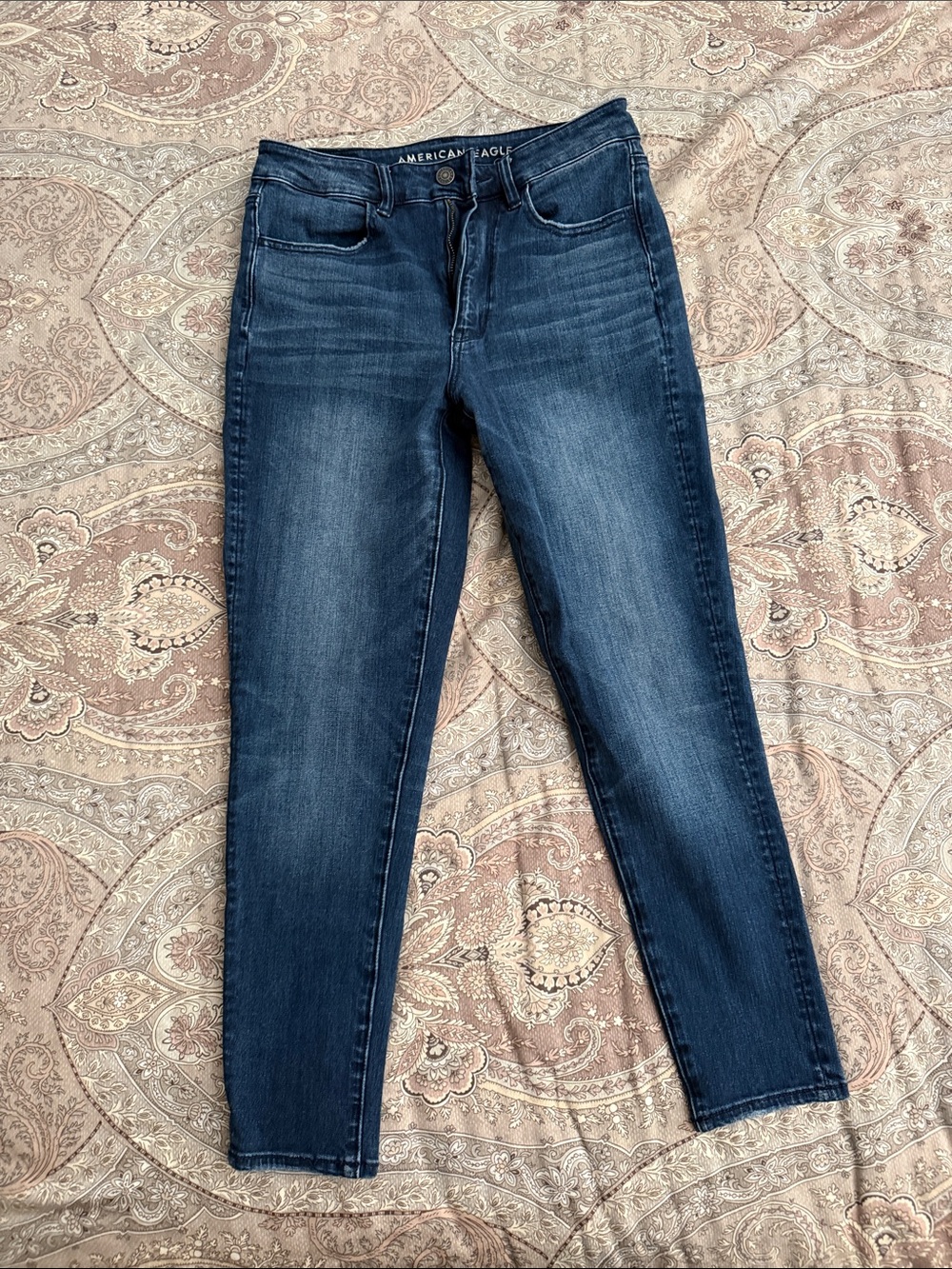 American Eagle Outfitters Women’s Dark Wash Super Stretch Jean